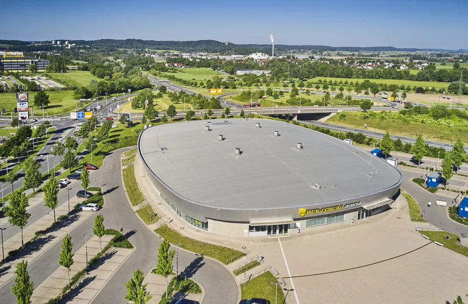 Arena aus der Luft